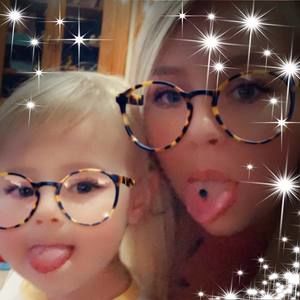 Meet your Posher, Victoria